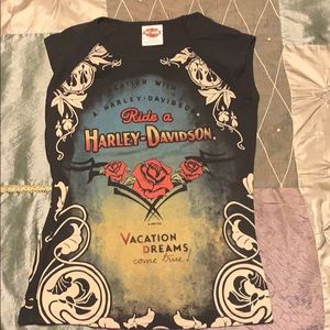 Harley-Davidson shirt